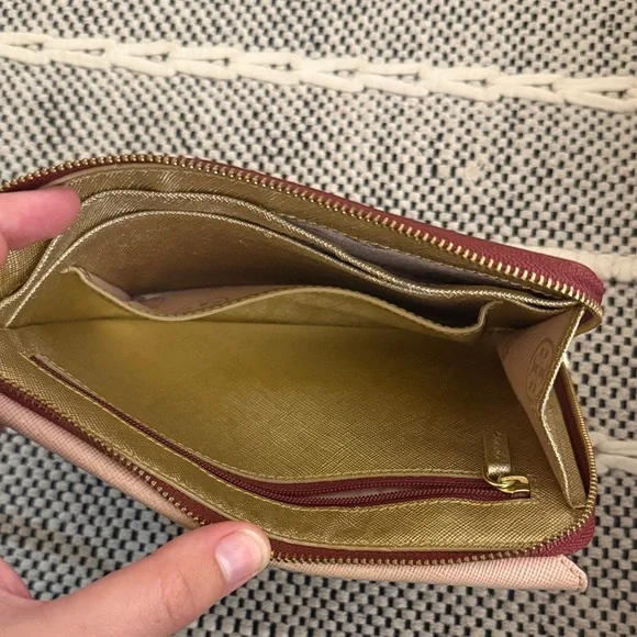 Tory Burch Two-Tone Wristlet in Pink and Burgundy - Picture 4 of 6